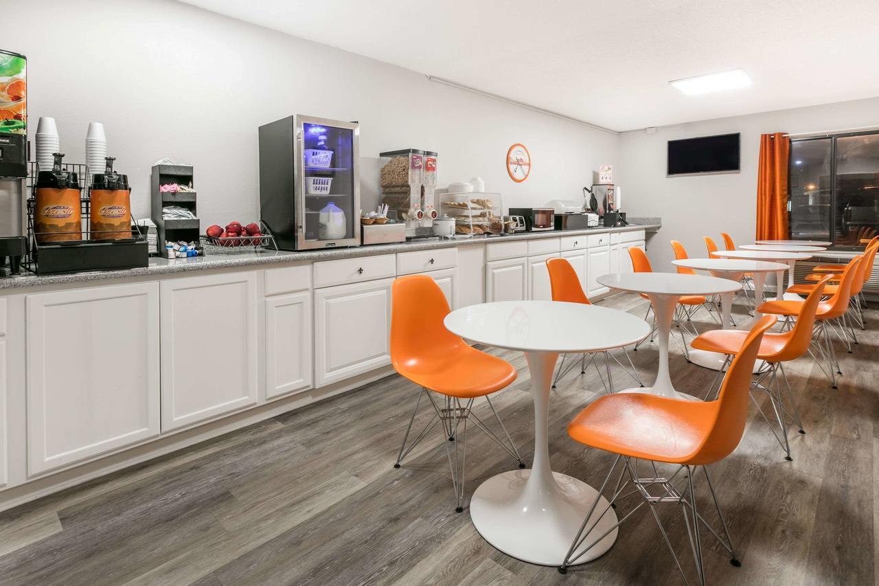 Howard Johnson By Wyndham Scott Lafayette Luaran gambar